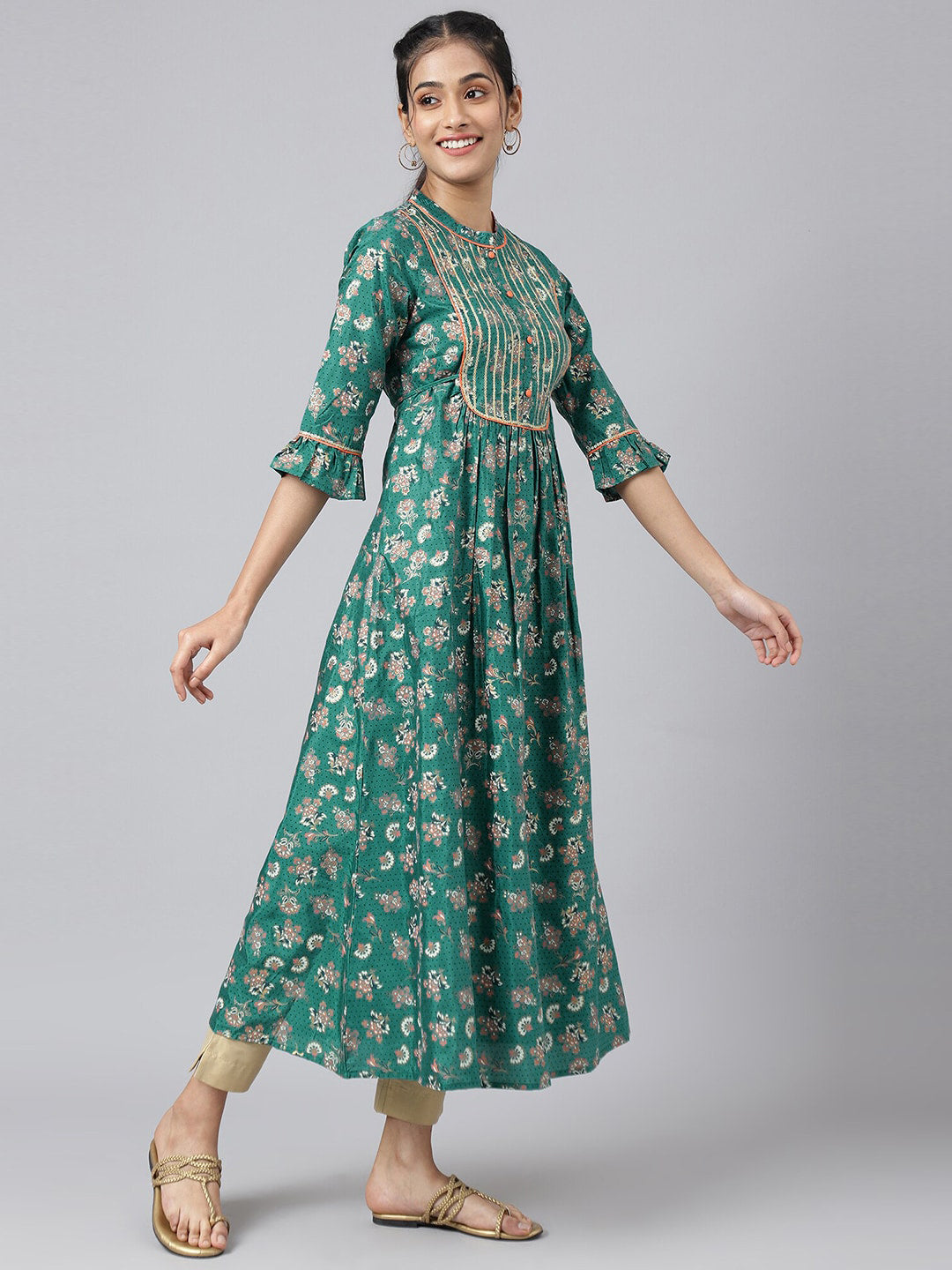 AURELIA Women Green Ethnic Motifs Printed Keyhole Neck Kurta