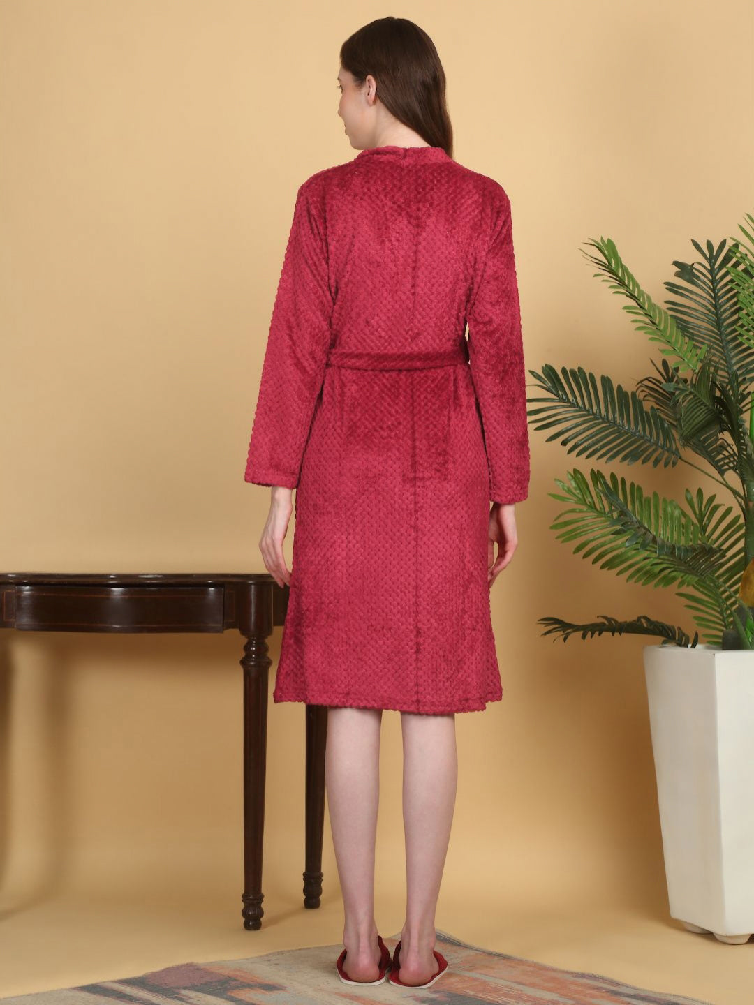 KLOTTHE Red Self Design Woollen Bath Robe With Belt