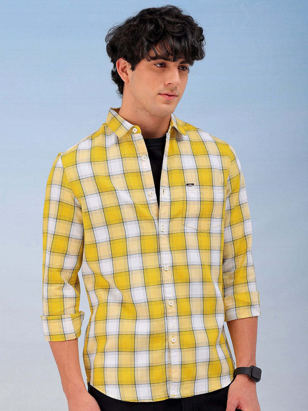 The Indian Garage Co Men Spread Collar Checked Cotton Slim Fit Casual Shirt