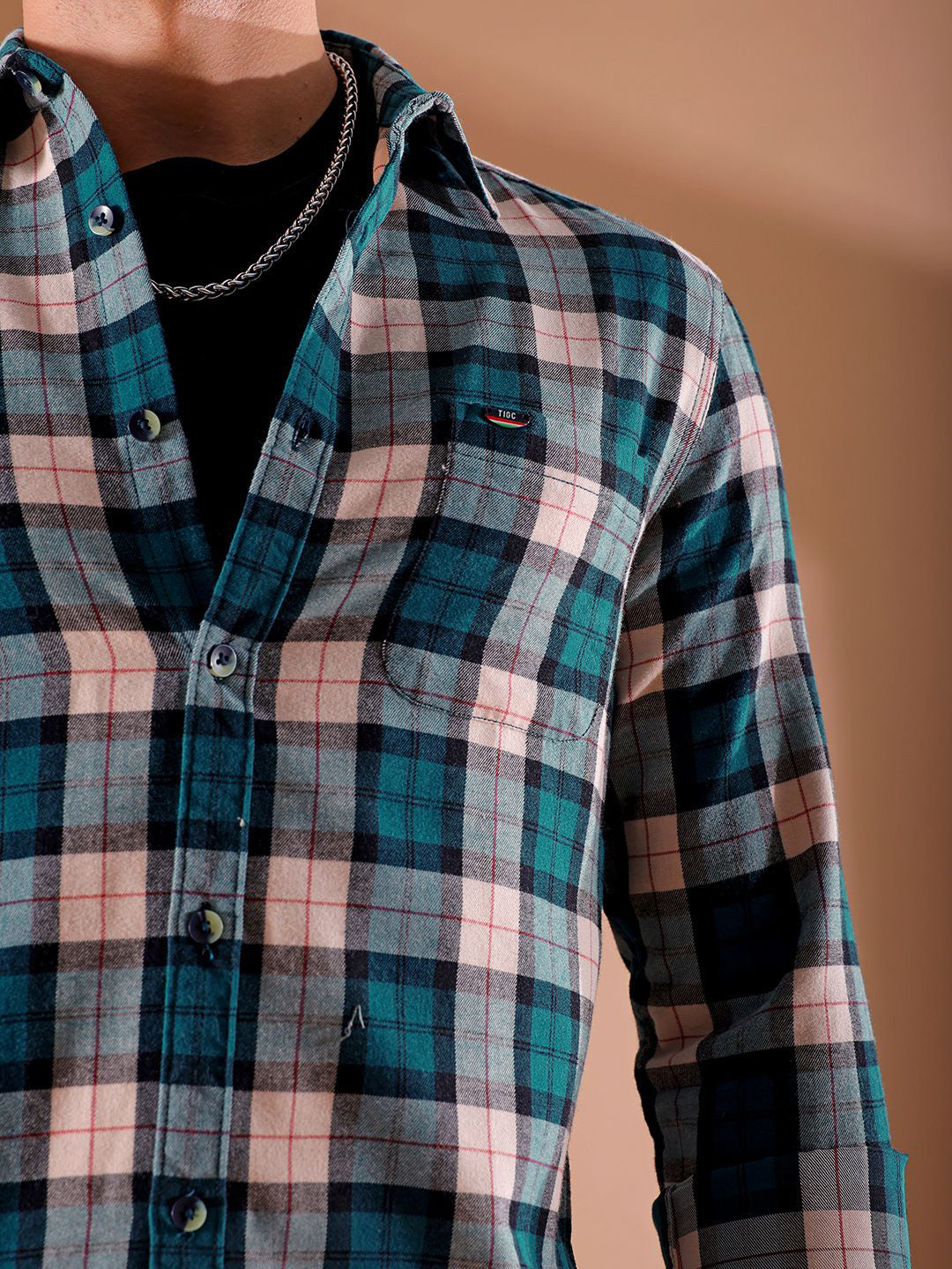 The Indian Garage Co Men Slim Fit Buffalo Checks Opaque Checked Casual Shirt