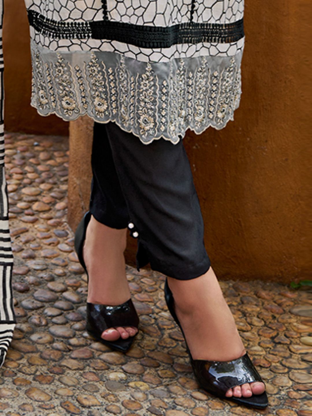 Indo Era Geometric Printed Regular Thread Work Pure Cotton Kurta with Trousers & Dupatta