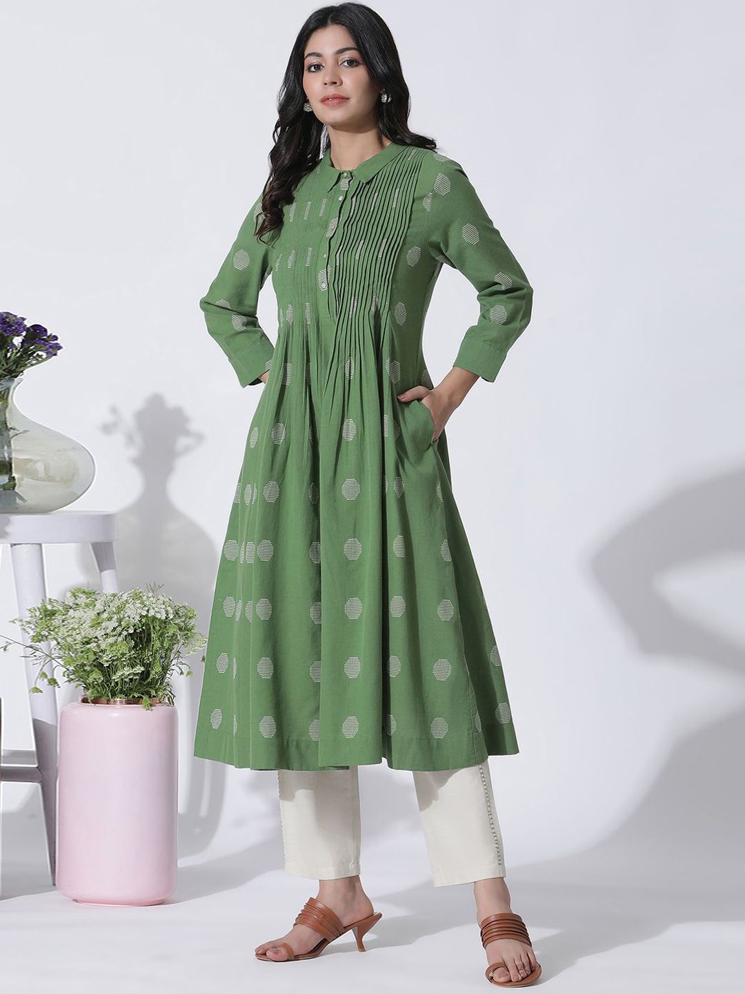 W Ethnic Motifs Printed Shirt Collar Anarkali Kurta with Trousers