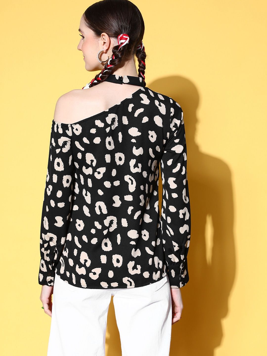 Berrylush Deep Black Animal Printed New Neckline Top
