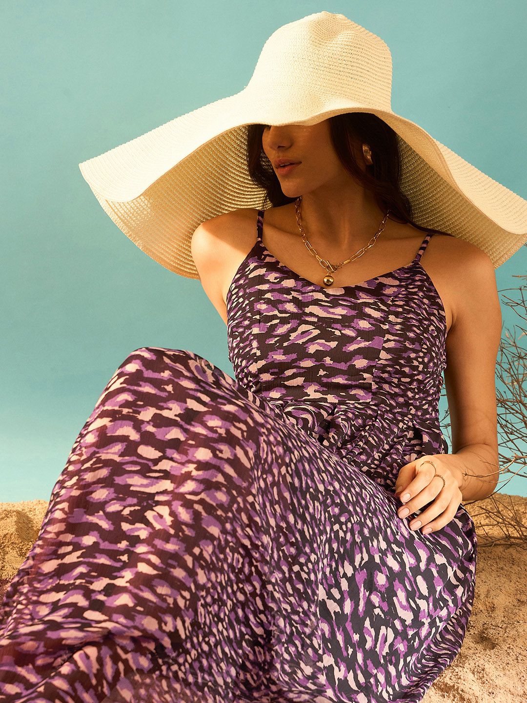 Berrylush Black Animal Printed Shoulder Straps Maxi Dress
