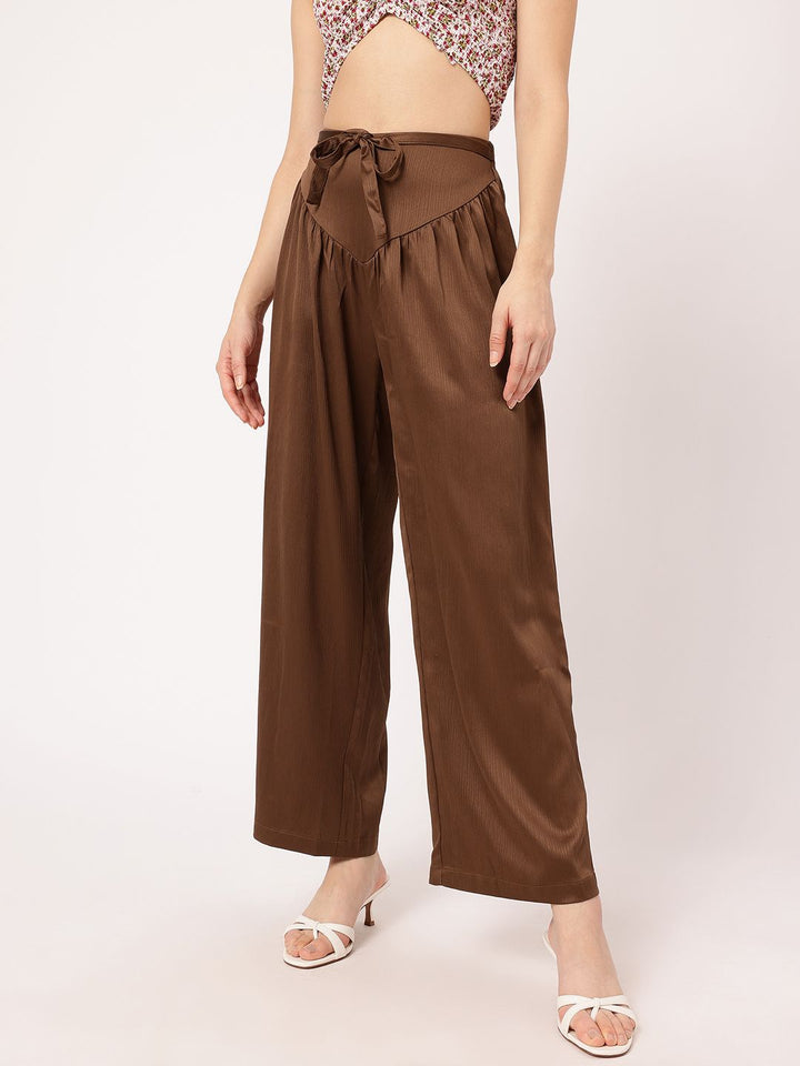 DressBerry Women Graceful Flow Textured Trousers