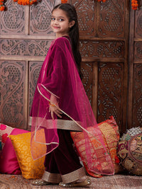 pspeaches Girls Regular Gotta Patti Velvet Kurta with Salwar & With Dupatta