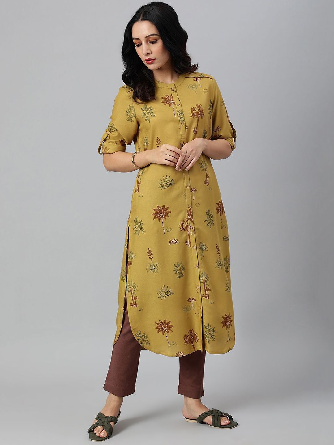 W Floral Printed Mandarin Collar Roll-Up Sleeves Pathani Kurta