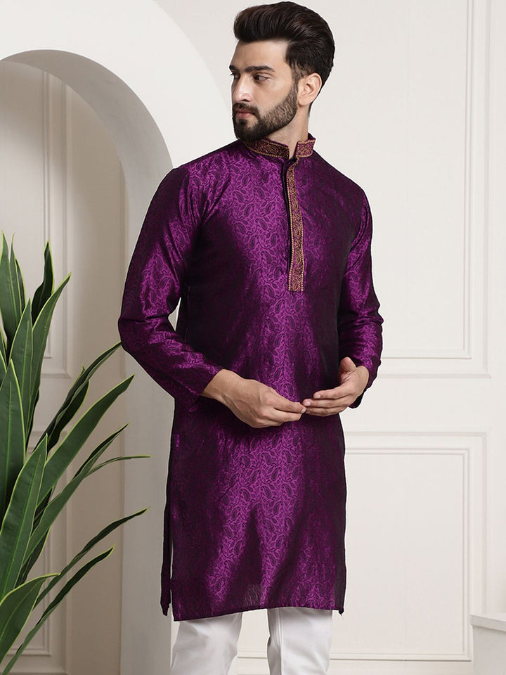 SOJANYA Men Purple Woven Design Straight Kurta