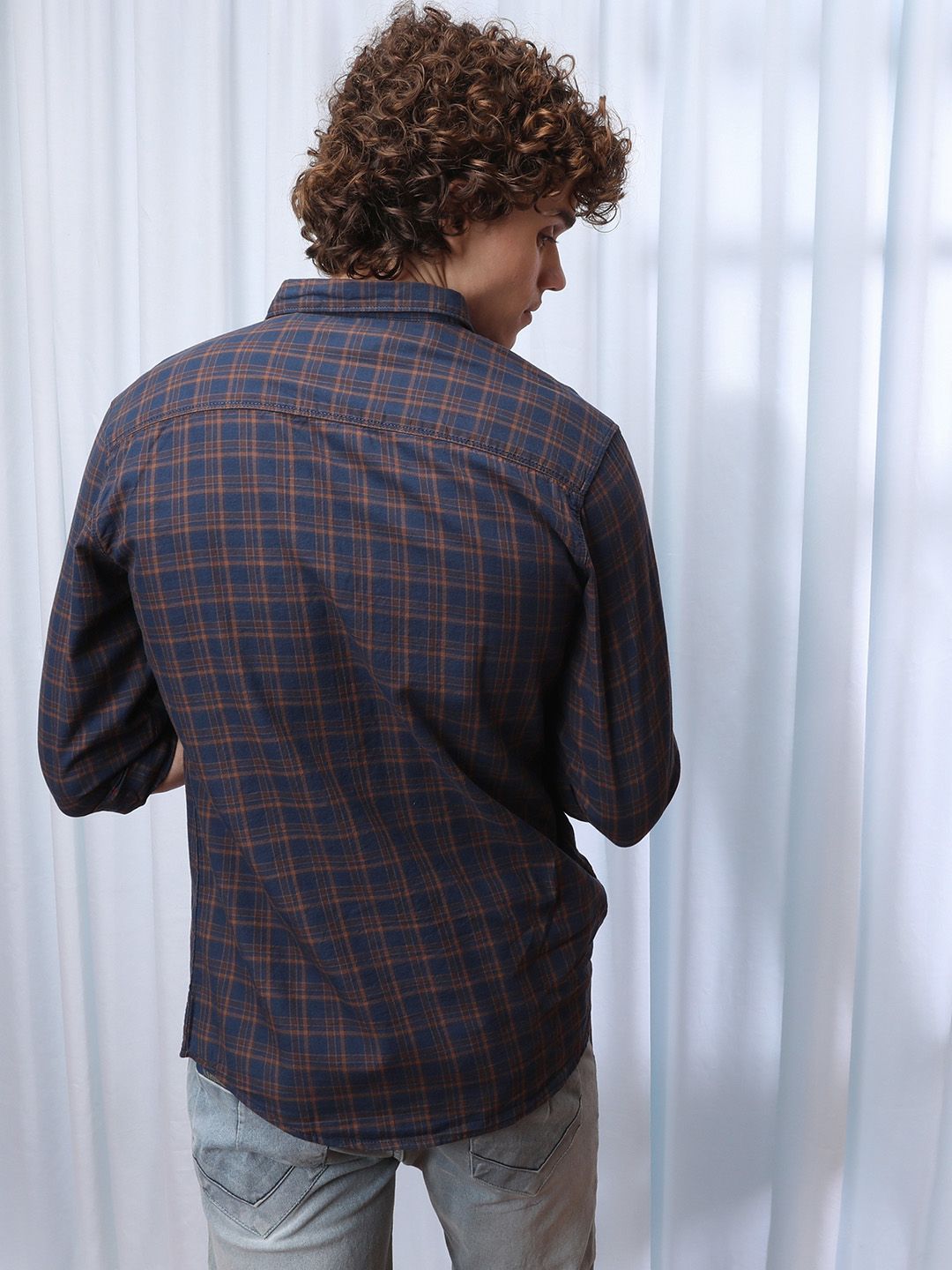 The Indian Garage Co Men Navy Blue & Brown Checked Casual Shirt
