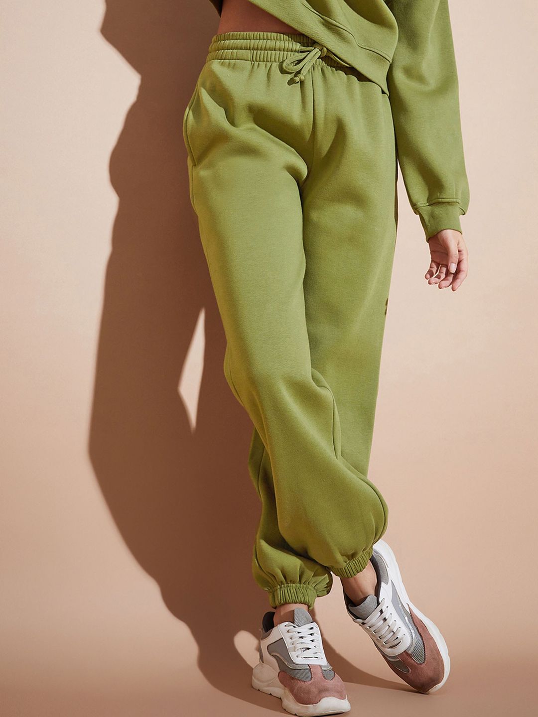 SASSAFRAS BASICS Women Relaxed Fit Mid-Rise Fleece Joggers