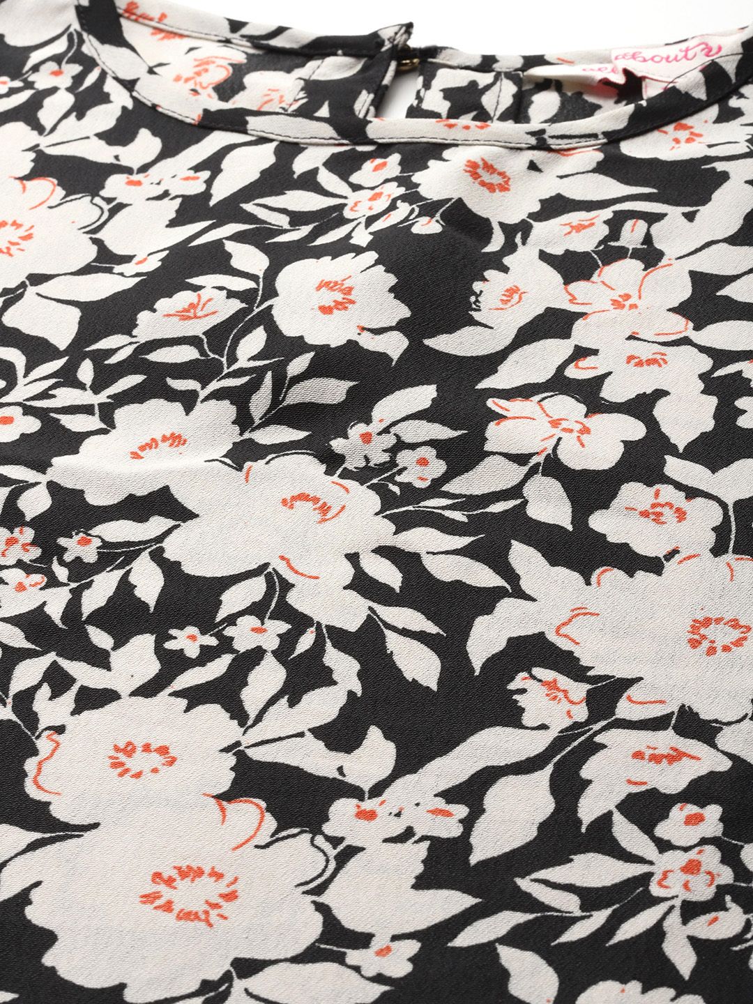 all about you Floral Print Monochrome Top
