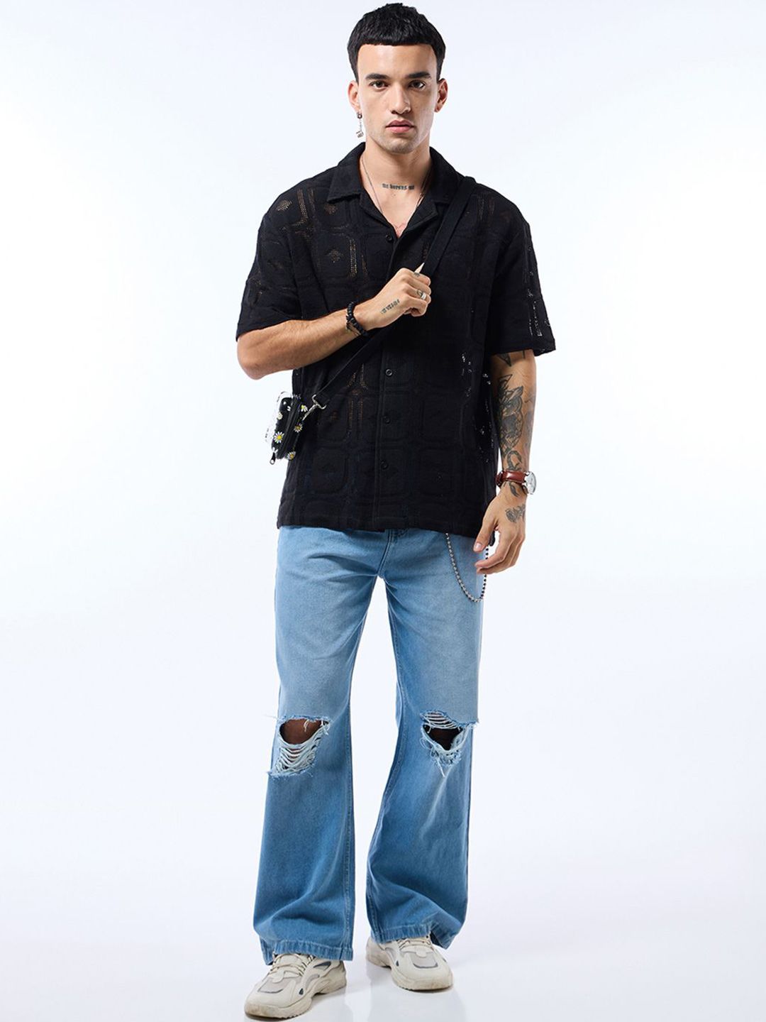Bewakoof Men Cuban Collar Textured Self Design Pure Cotton Oversized Casual Shirt