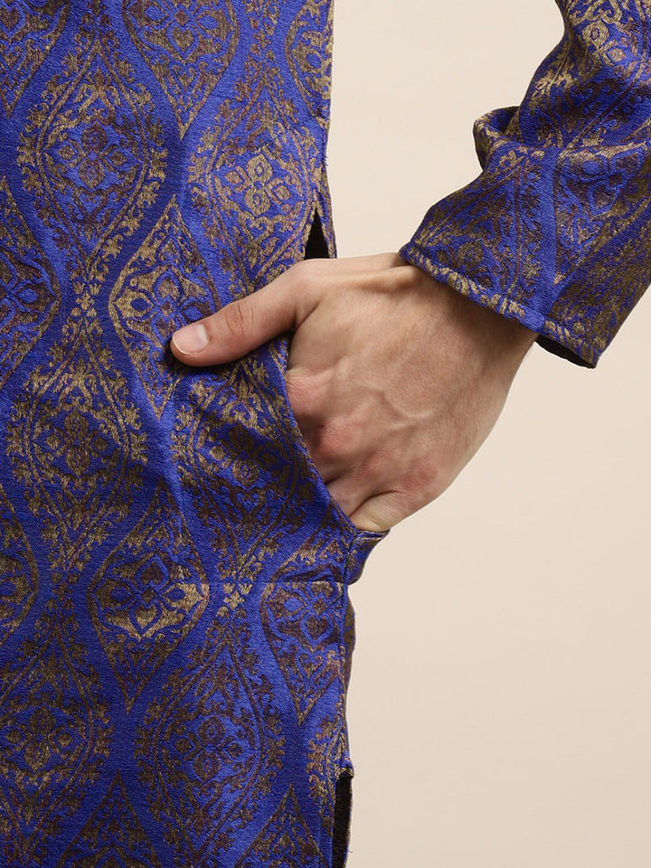 SOJANYA Ethnic Motifs Woven Design Jacquard Silk Regular Kurta With Churidar