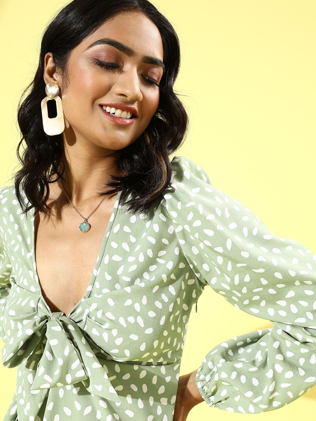 Berrylush Green Crepe A-Line Dress