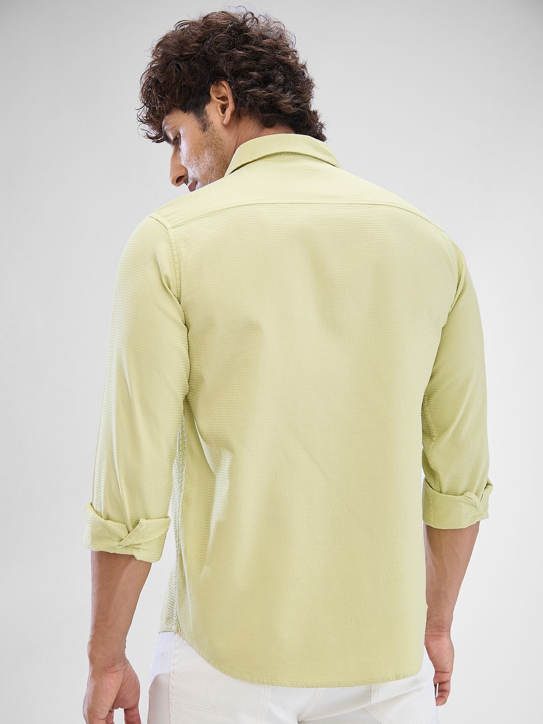 SPYKAR Men Solid Slim Fit Opaque Casual Shirt