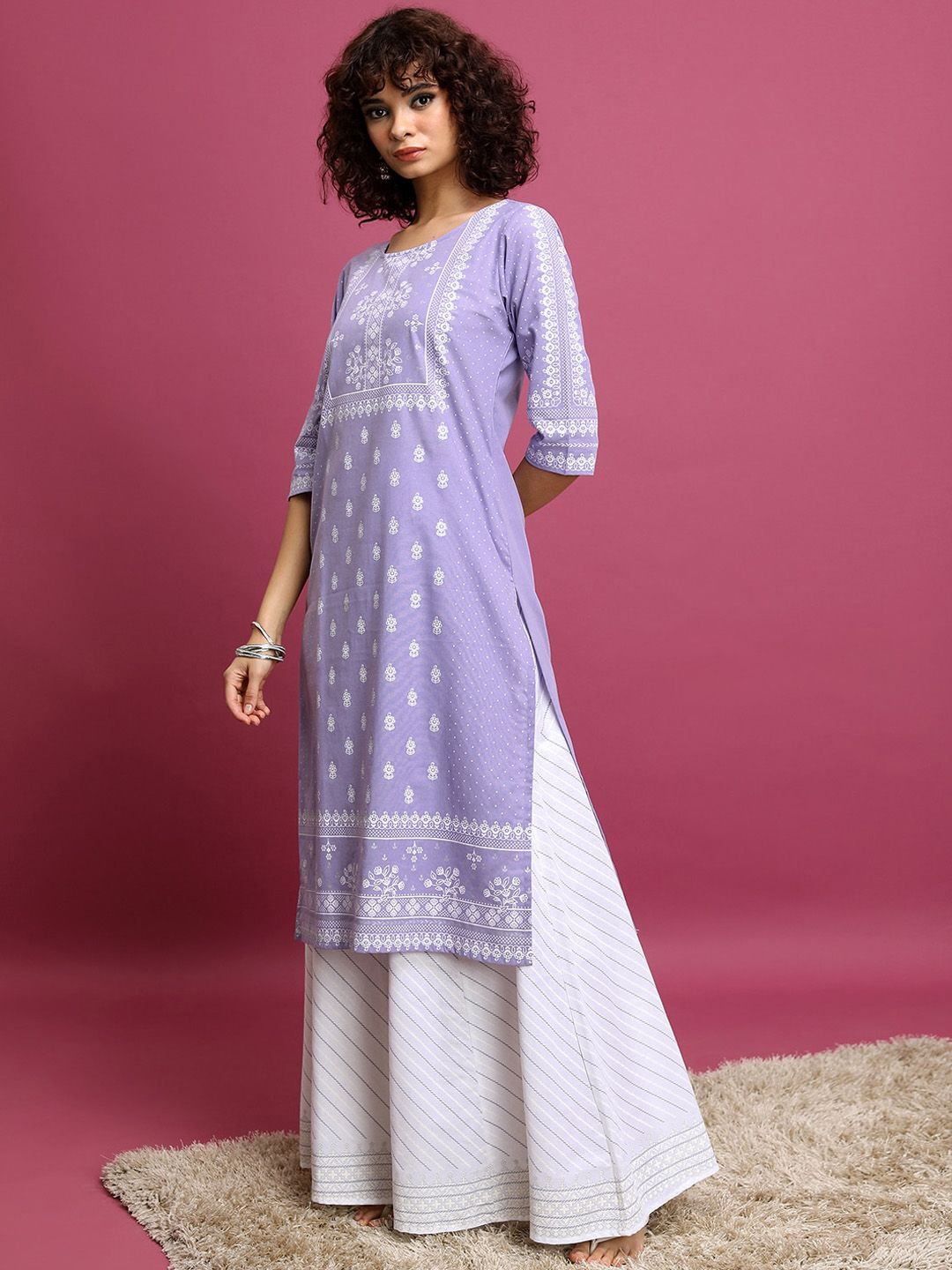 Vishudh Lavender Motif Etnik Bercetak Leher Bulat Kurta Tulen Kapas &amp; Skirt