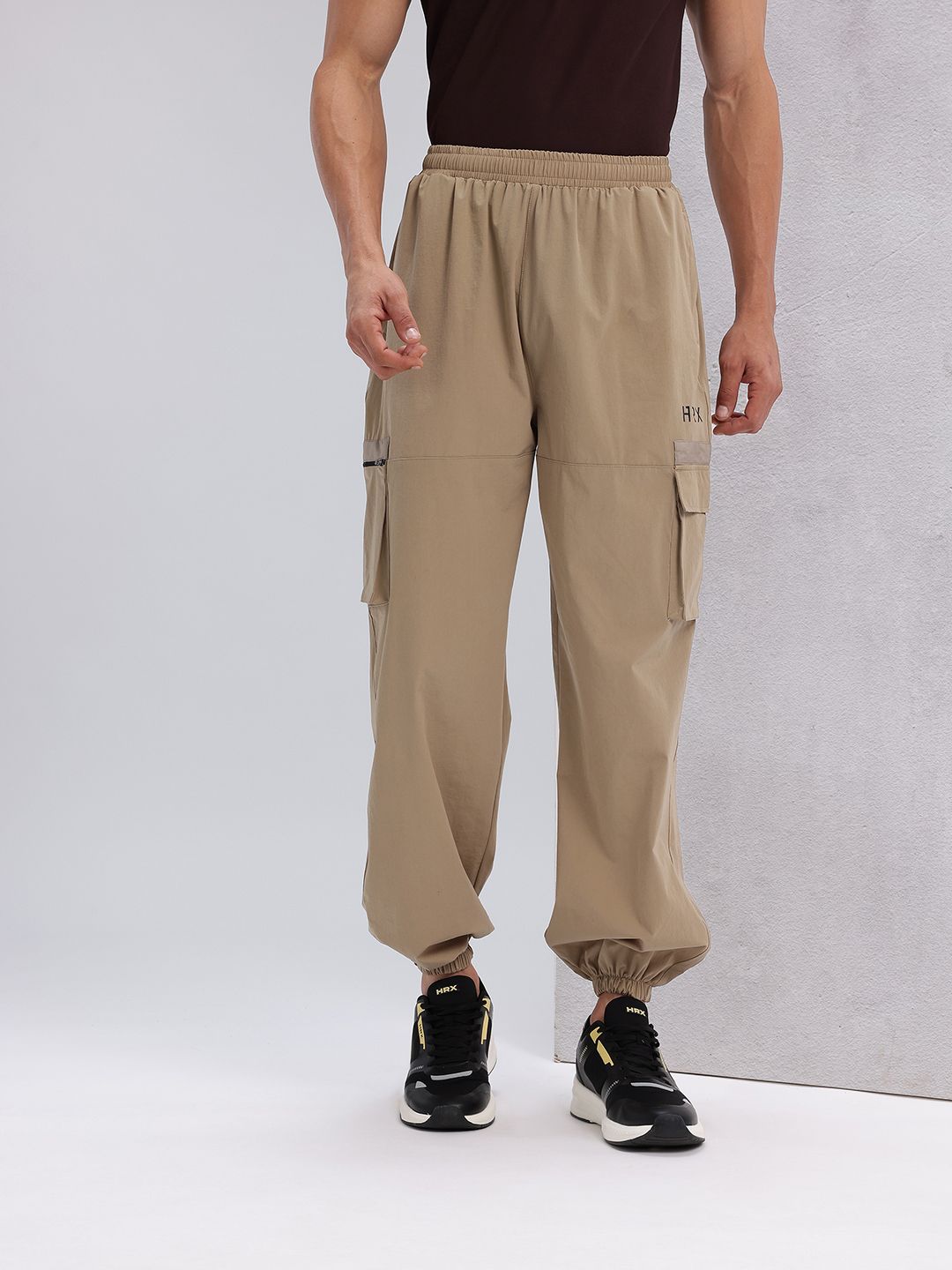 HRX by Hrithik Roshan Men Panelled Mid-Rise Lifestyle Cargo Style Joggers