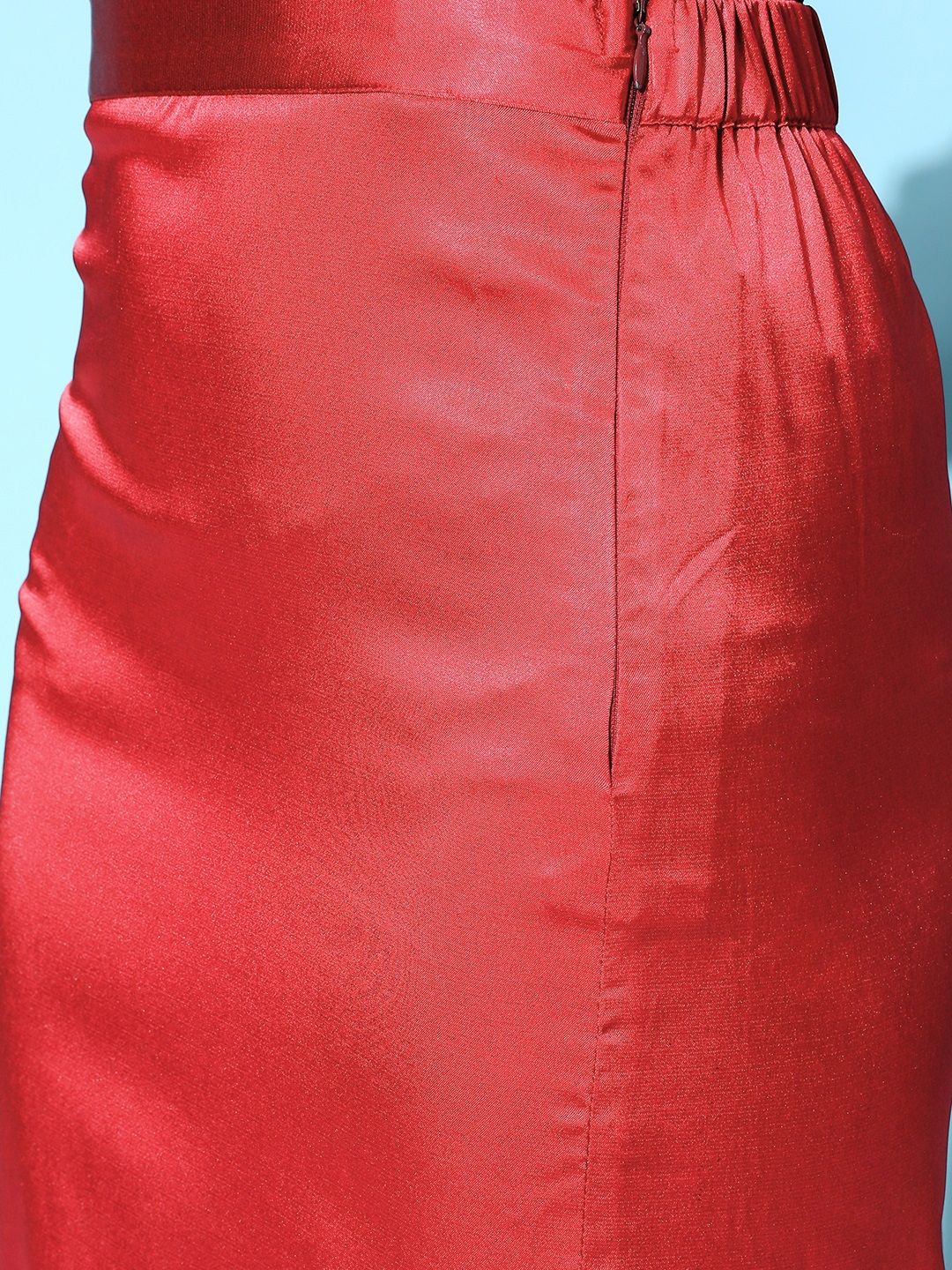 SASSAFRAS  Lovely Coral Solid Peekaboo Slit Skirt