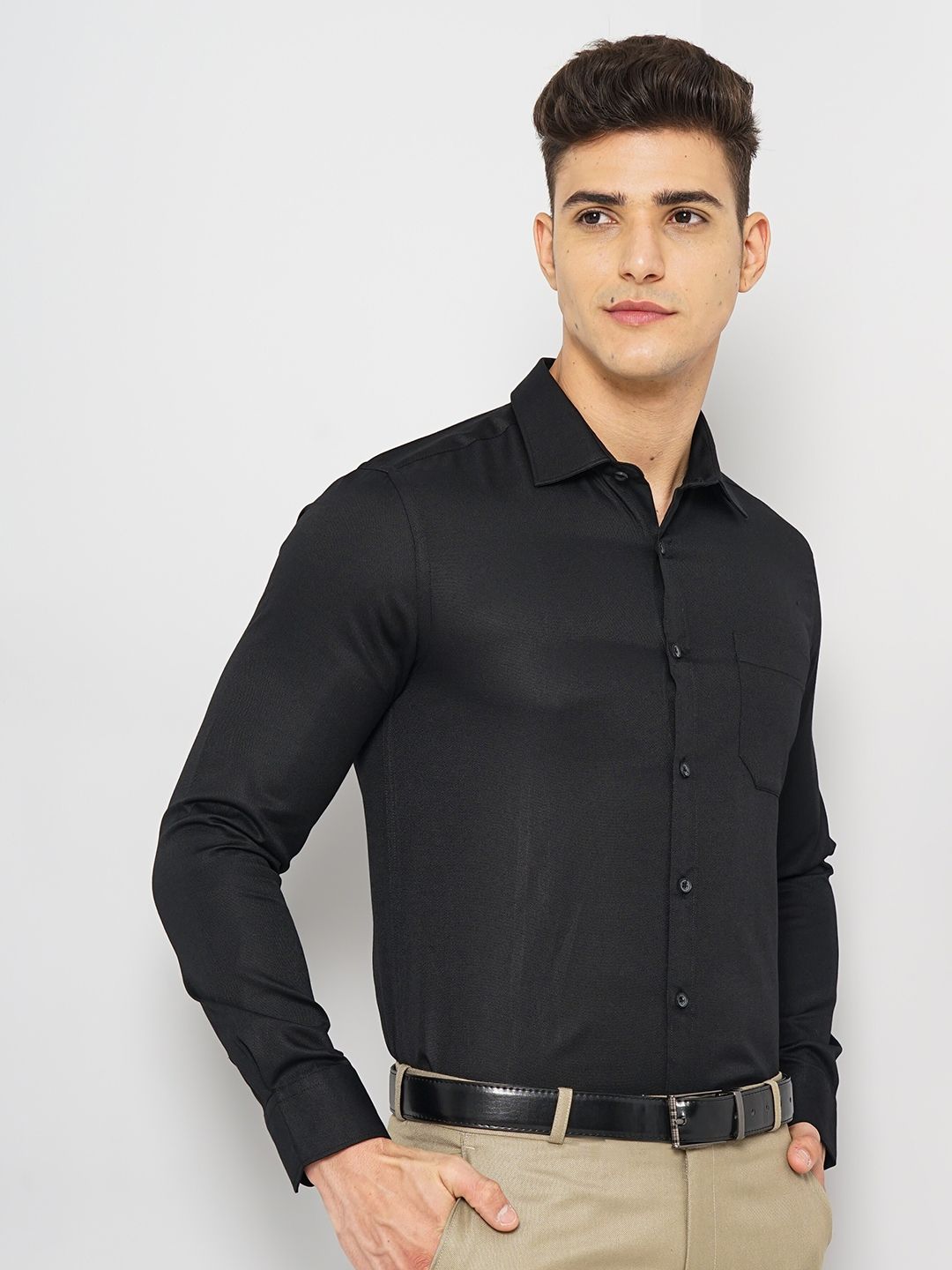 The Indian Garage Co. X Luxe Slim Fit Spread Collar Formal Shirt