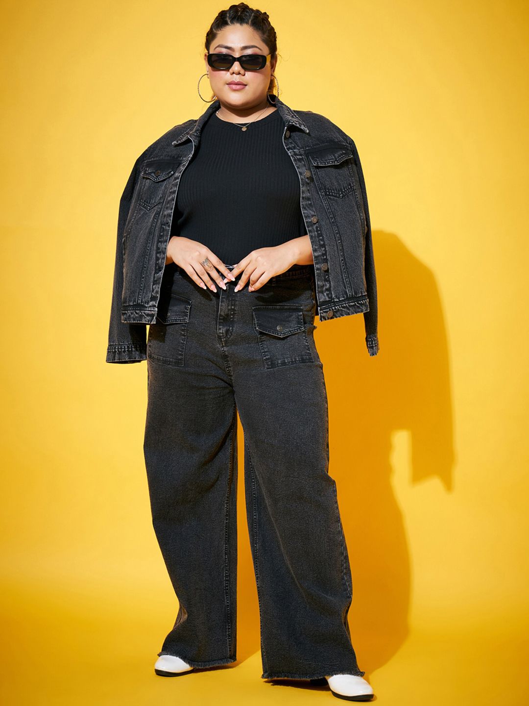 SASSAFRAS Curve Plus Size Washed Denim Jacket