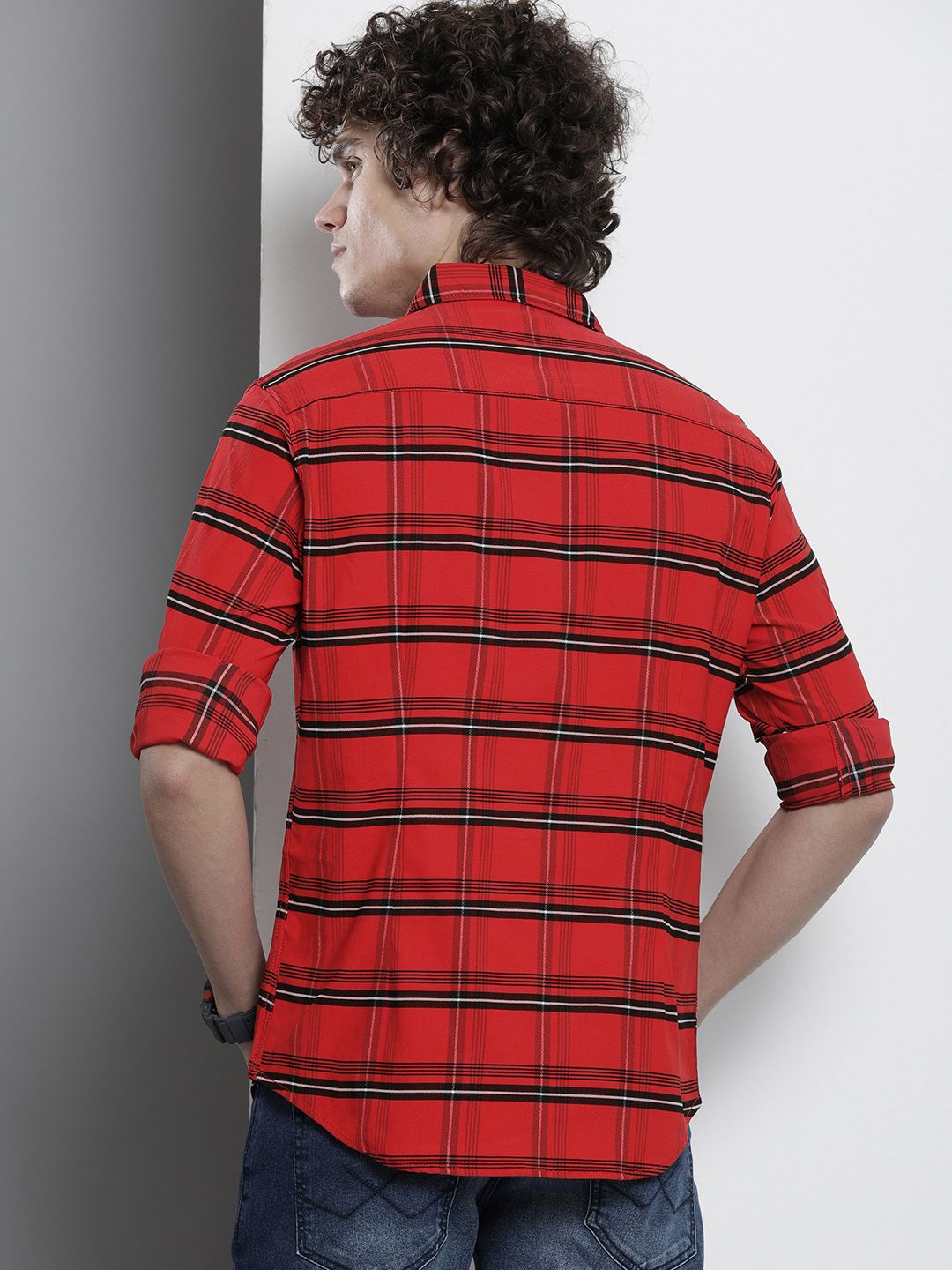 The Indian Garage Co Men Checked Casual Shirt