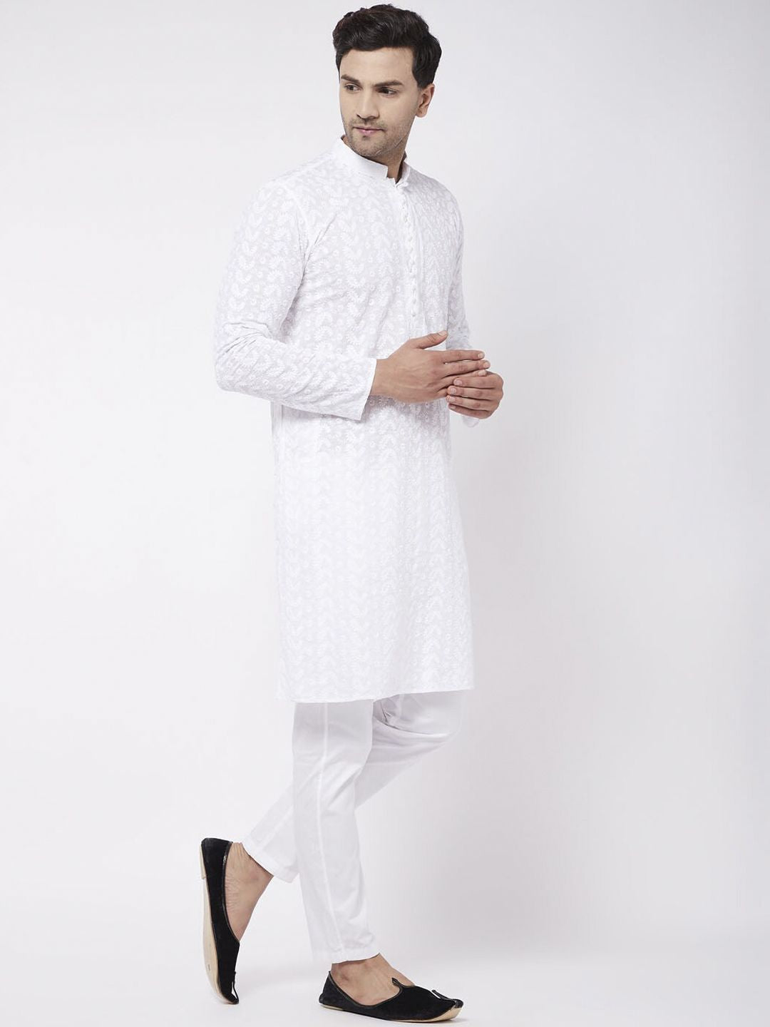 VASTRAMAY Men White Chikankari Pure Cotton Kurta with Churidar
