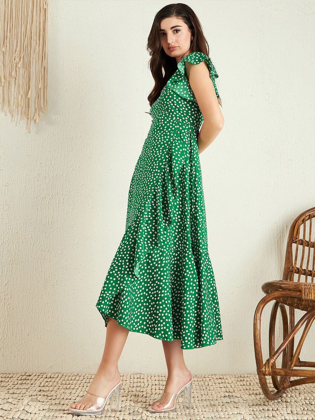 Berrylush Floral Printed Fit & Flare Midi Dress