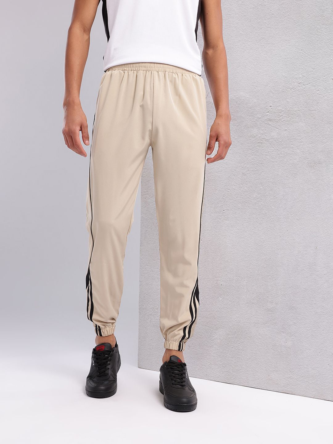 HRX by Hrithik Roshan Men Lifestyle Joggers