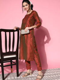 Shae by SASSAFRAS Women Rust Marron Embroidered Mirror Work Kurta with Trousers