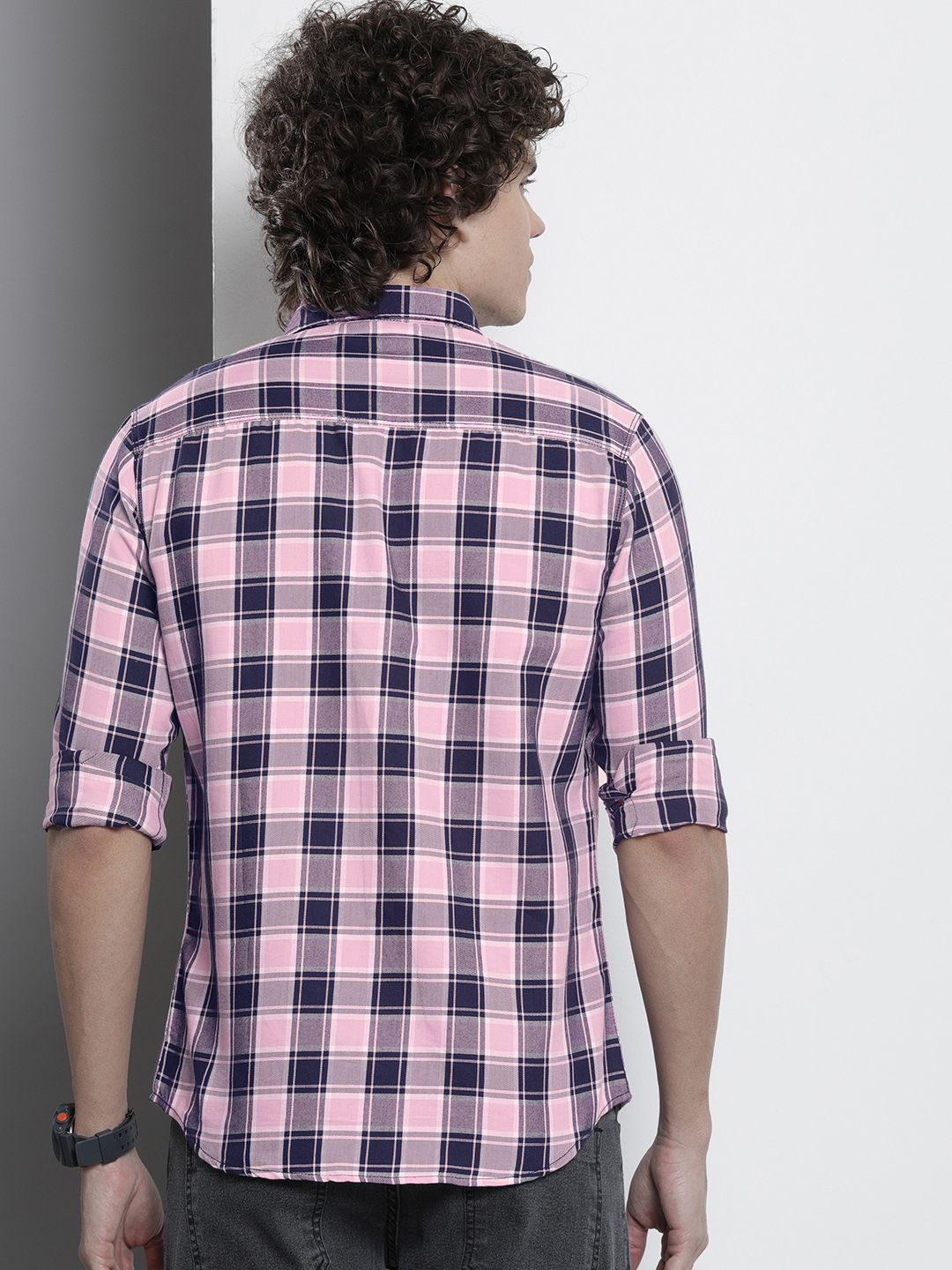 The Indian Garage Co Men Checked Casual Shirt