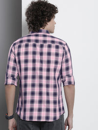 The Indian Garage Co Men Checked Casual Shirt