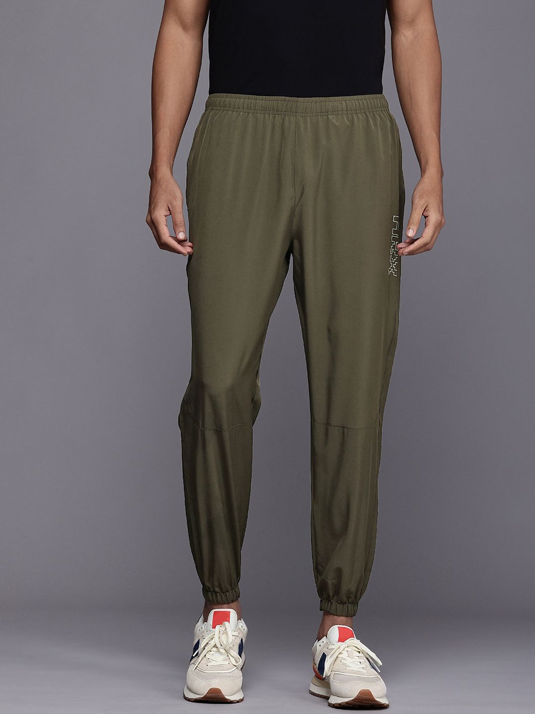 HRX by Hrithik Roshan Men Regular Fit Joggers