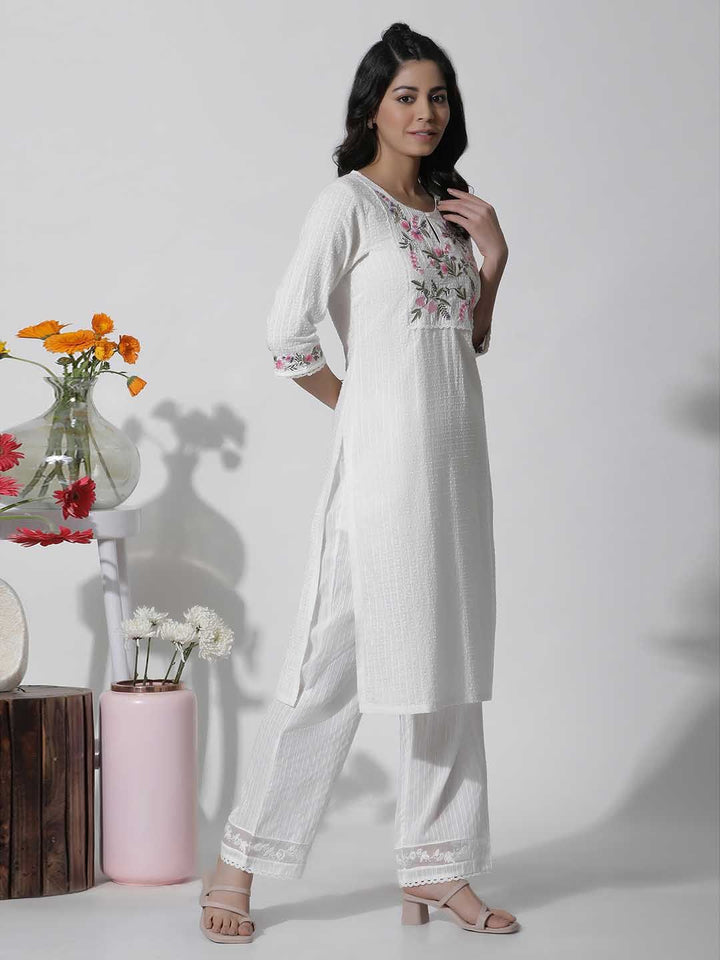 W Floral Yoke Design Thread Work Pure Cotton Straight Kurta
