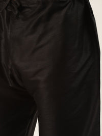 SOJANYA Kurta Solid Hitam Lelaki dengan Jaket Churidar & Nehru
