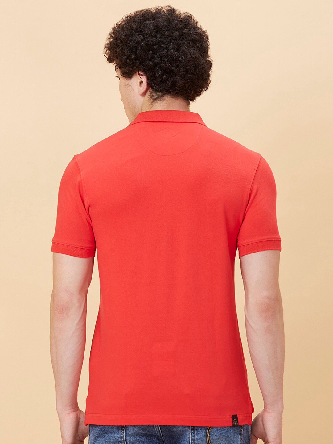 Menjadi T-Shirt Lengan Pendek Polo Manusia