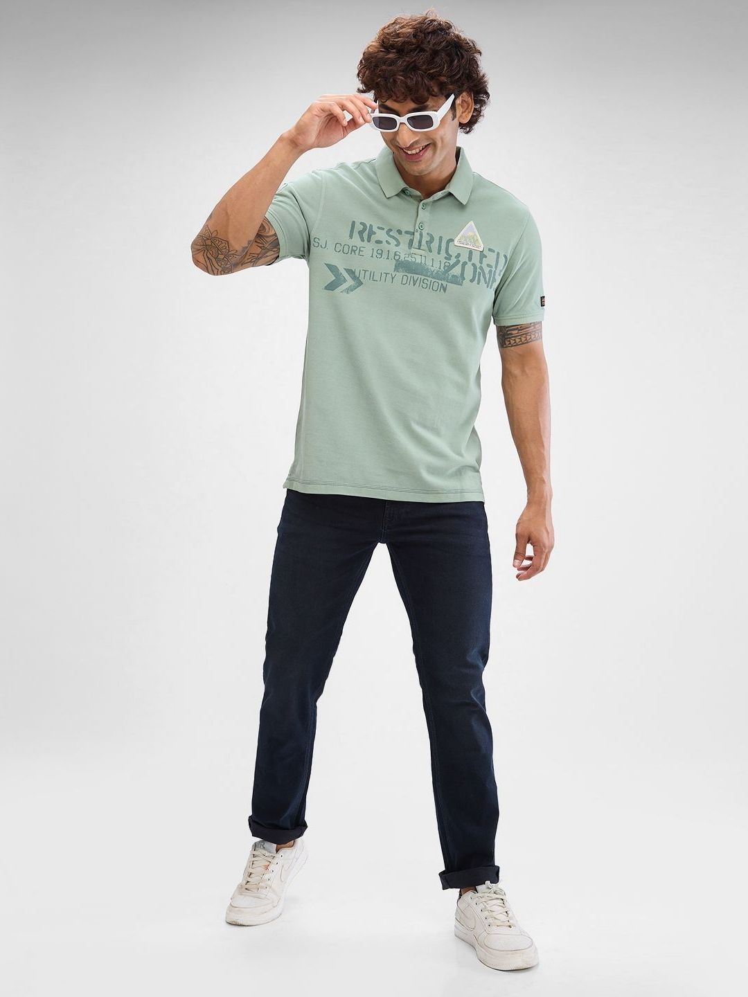 SPYKAR Men Typography Printed Polo Collar Slim Fit T-shirt