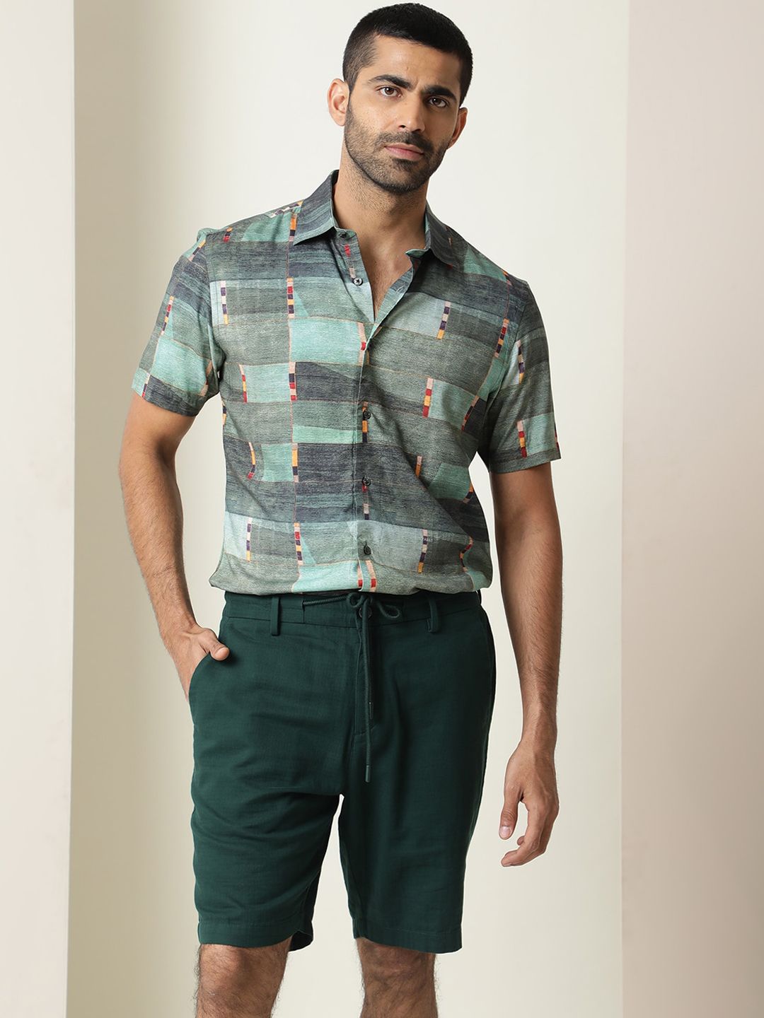 RARE RABBIT Men Pinto Slim Fit Mid-Rise Cotton Shorts