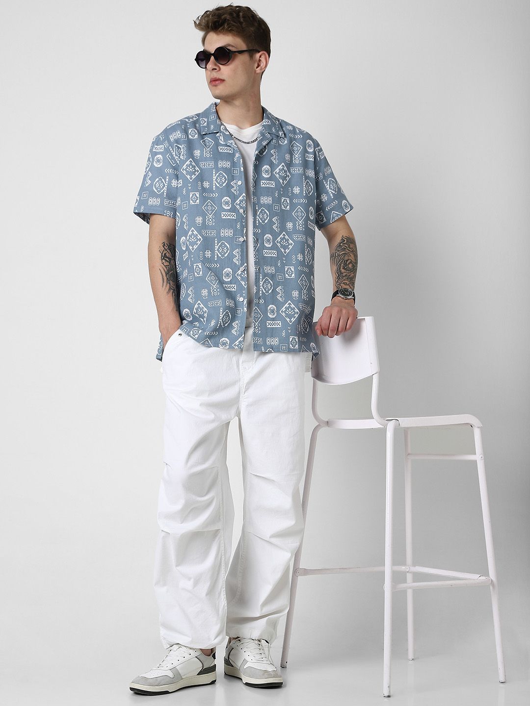VASTRADO Men Classic Opaque Printed Casual Shirt