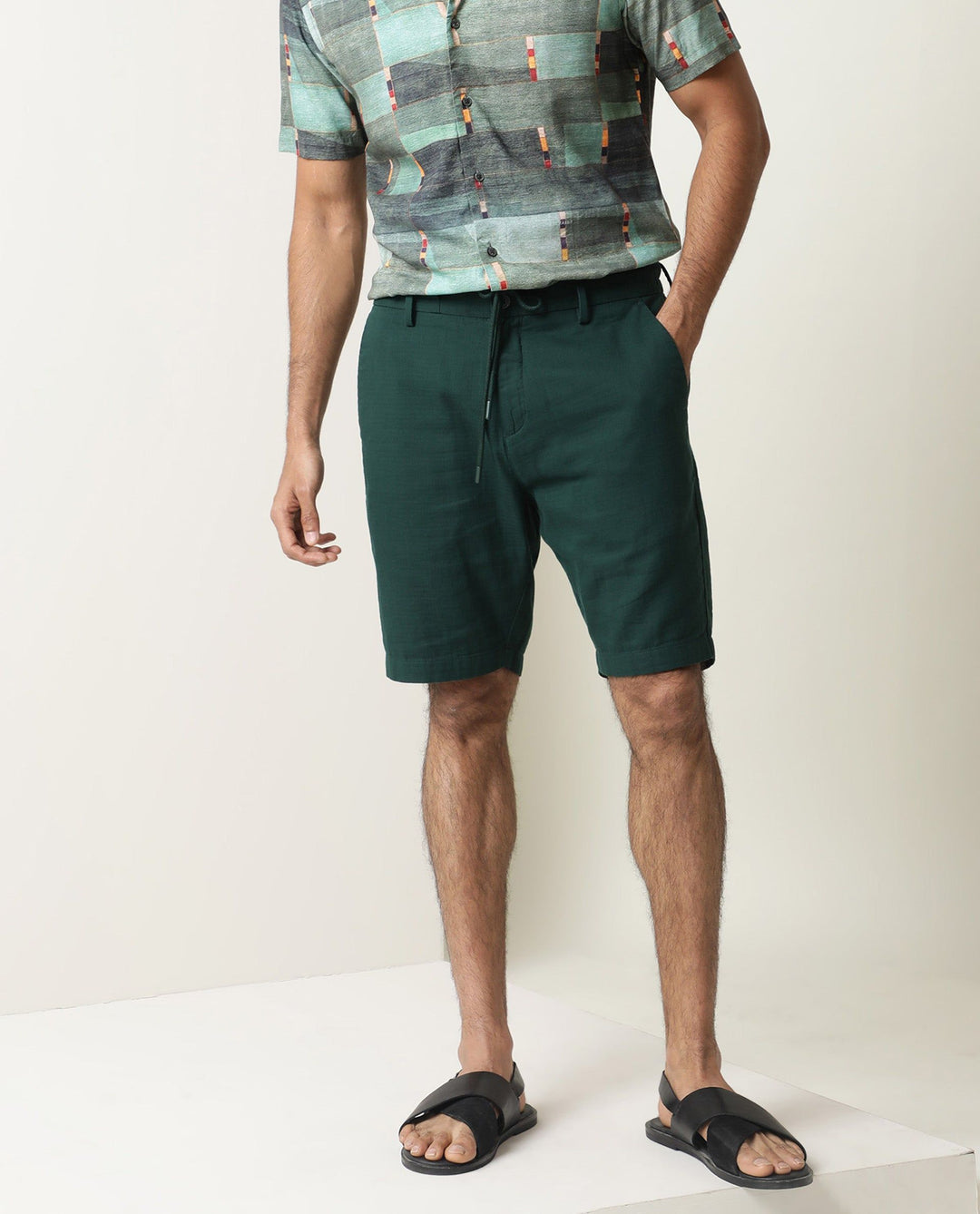 RARE RABBIT Men Pinto Slim Fit Mid-Rise Cotton Shorts