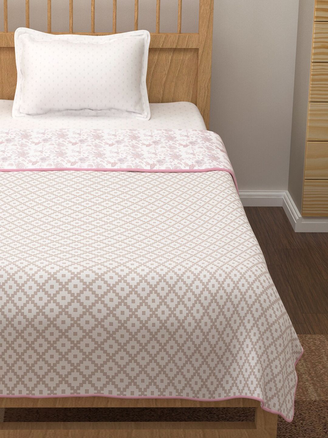 Story@home Light Pink & White Floral 150 GSM Single Bed Reversible Dohar