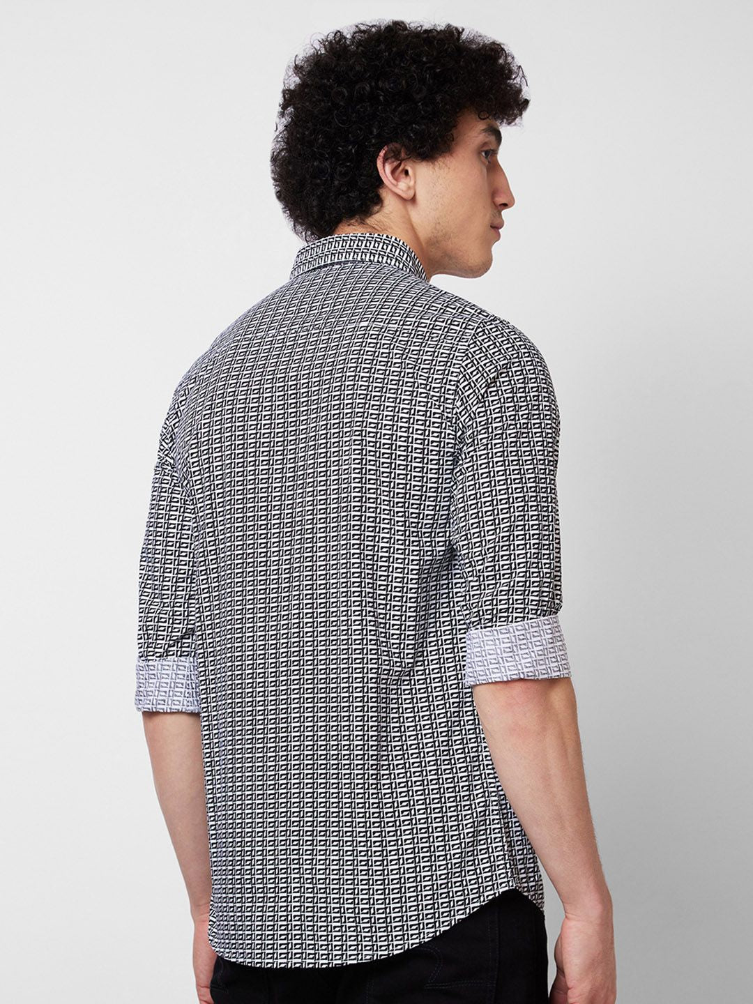 SPYKAR Geometric Printed Spread Collar Cotton Casual Shirt