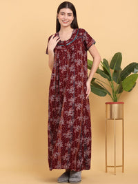 Sweet Dreams Round Neck Printed Pure Cotton Maxi Nightdress