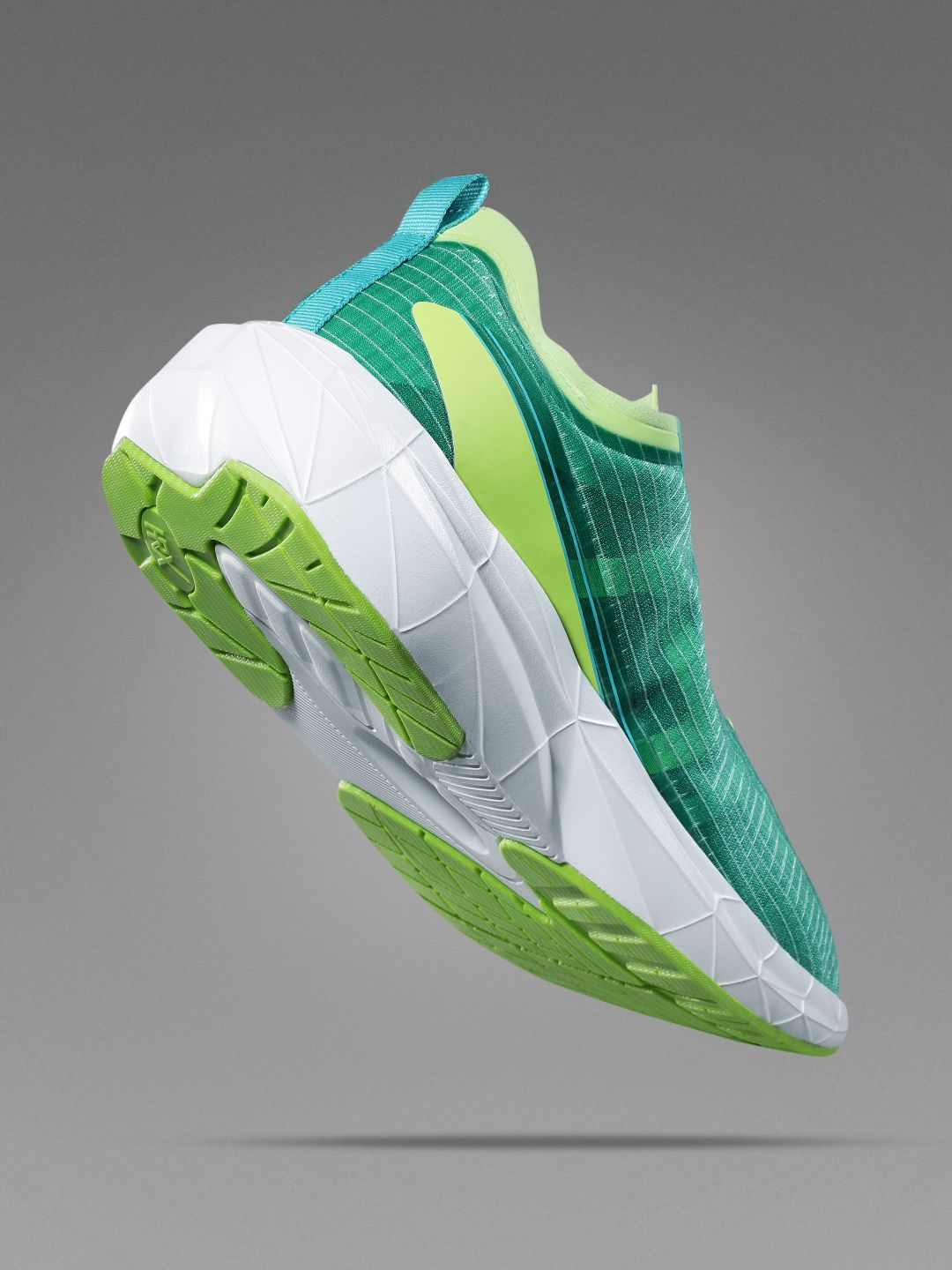 HRX by Hrithik Roshan Men CARBONIC Running Shoes