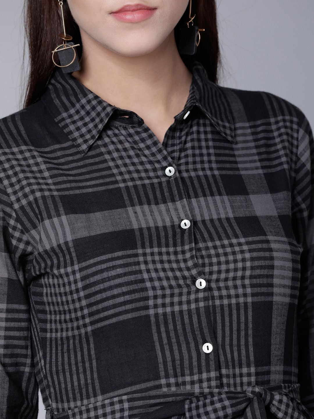 Vishudh Women Black Printed Shirt Maxi Dress