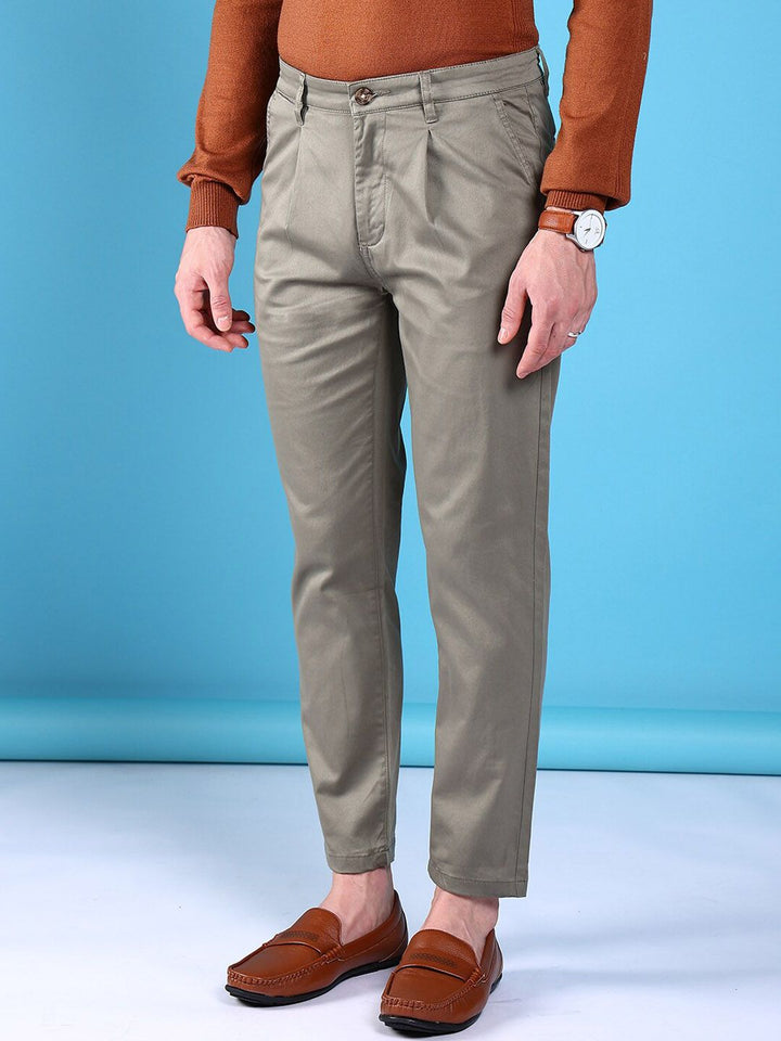 The Indian Garage Co Men Slim Fit Mid-Rise Pleated Cotton Chinos Trousers