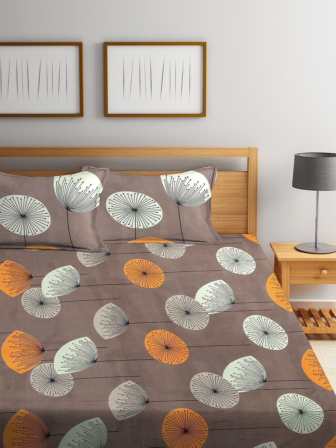 KLOTTHE Floral 300 TC Cotton Blend King Size Double Bedsheet with 2 Pillow Covers