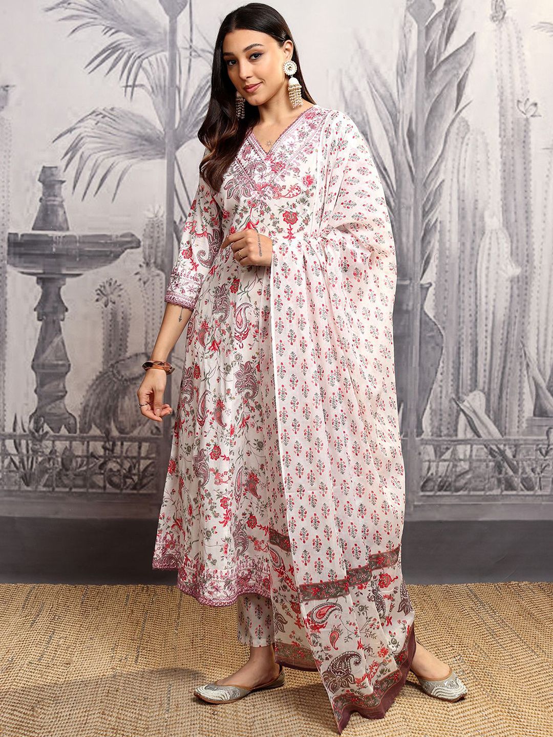 Vishudh Women Floral Printed Pure Cotton Kurta with Trousers & With Dupatta