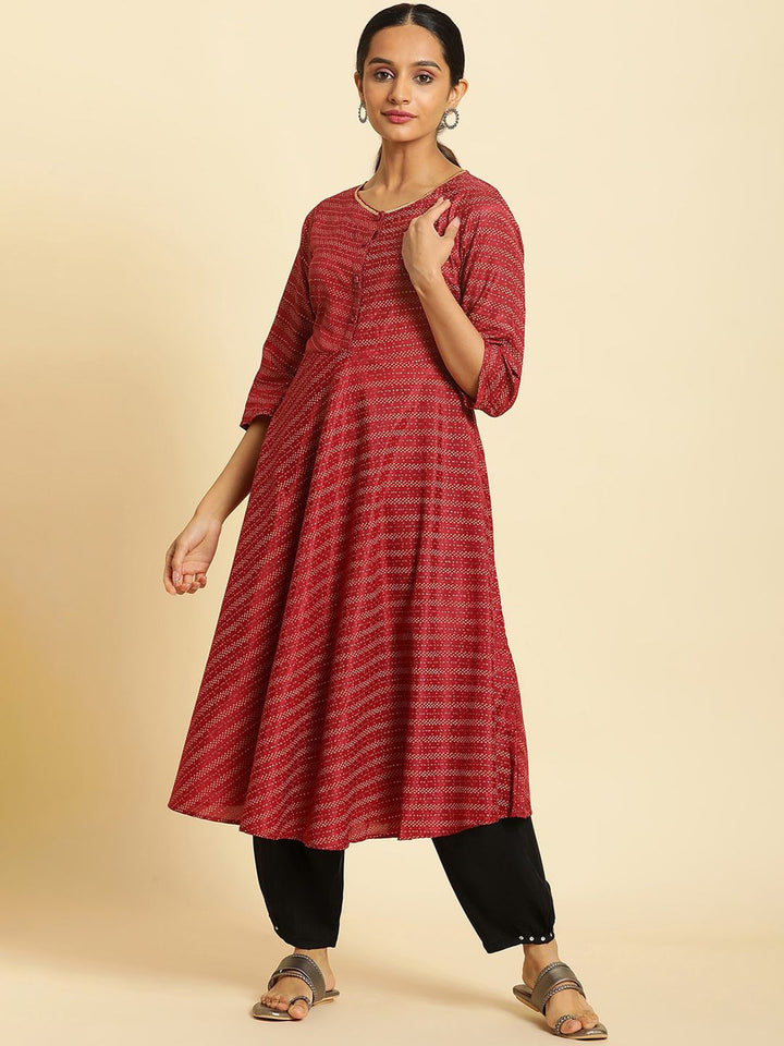 W Abstract Printed Sequinned Details Anarkali Kurta