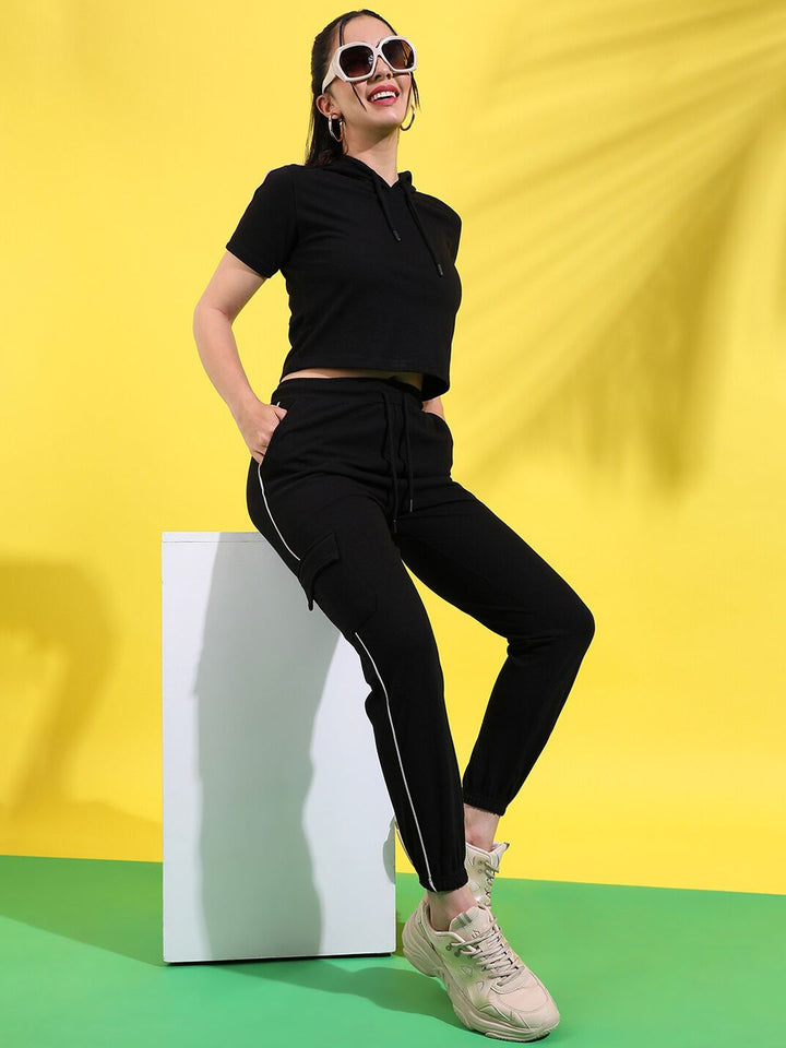 Campus Sutra Hooded Sweatshirt With Joggers