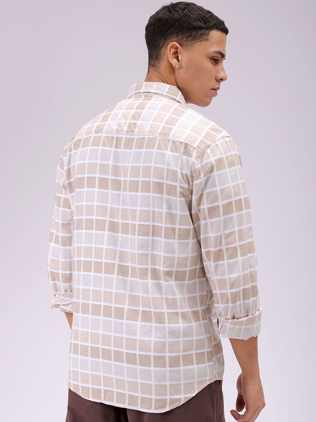 The Indian Garage Co Men Cutaway Collar Checked Cotton Slim Fit Casual Shirt